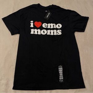 Hot Topic Black Graphic Tee